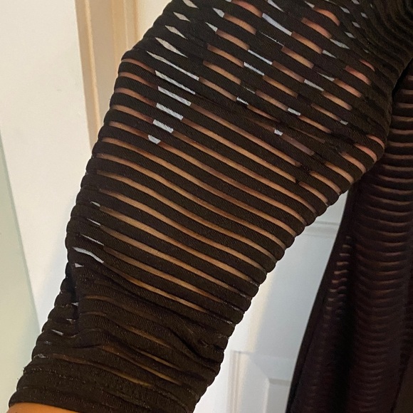 Nine West Mesh Black and Tan Striped Long Sleeve knee length Dress 3/4 length - Picture 2 of 10